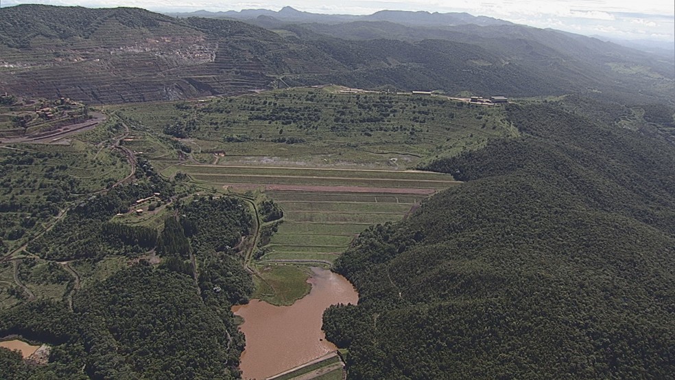 Barao De Cocais Em Reuniao Com Populacao Autoridades Reforcam Risco De Rompimento De Barragem Minas Gerais G1