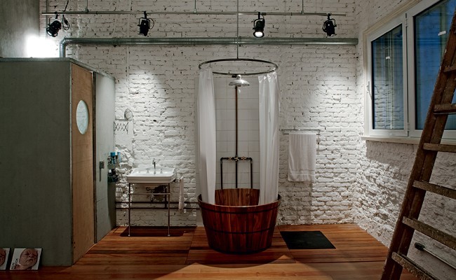 Banheiro industrial (Foto: Nelson Kon e Beto Consorte)