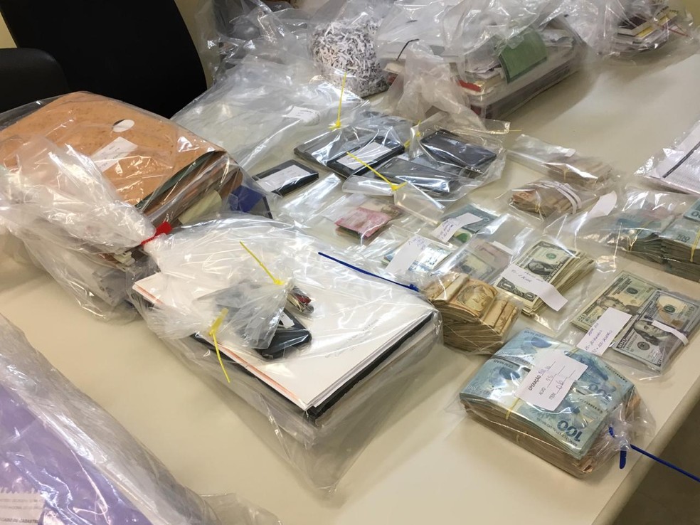 Em agosto, Operação Rota 66 cumpriu 19 mandados de busca e apreensão — Foto: Divulgação/MP-PR.