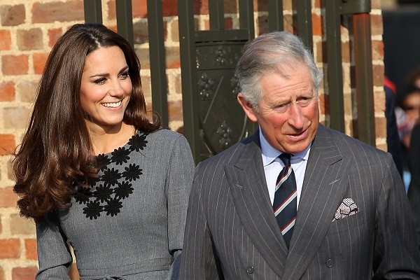 Kate Middleton com o sogro, Príncipe Charles (Foto: Getty Images)