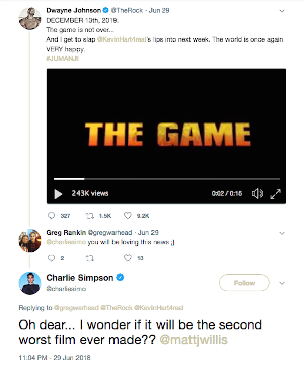A resposta do músico Charlie Simpson ao tuíte de The Rock criticando Jumanji (Foto: Twitter)