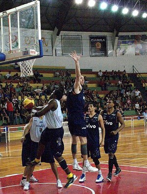 Bauru x Franca - jogo-treino de basquete (Foto: Divulgação/Bauru Basquete)