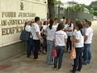 Concursados protestam em frente à sede Tribunal de Justiça do Pará