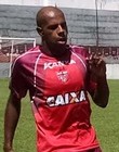 Sérgio Raphael tem 22 anos e vem do futebol carioca (Foto: Divulgação/ Assessoria CRB)