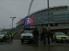 Amistoso entre Inglaterra e França tem policiais armados após atentados
