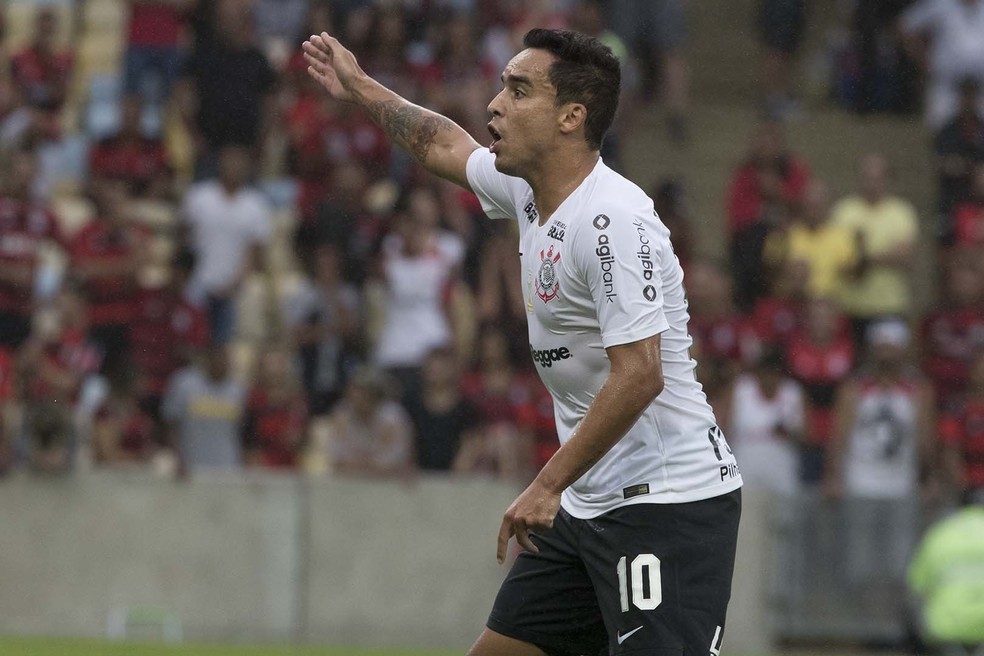 Jadson se machucou na partida contra o Flamengo, no Ãºltimo domingo (Foto: Daniel Augusto Jr/Ag. Corinthians)