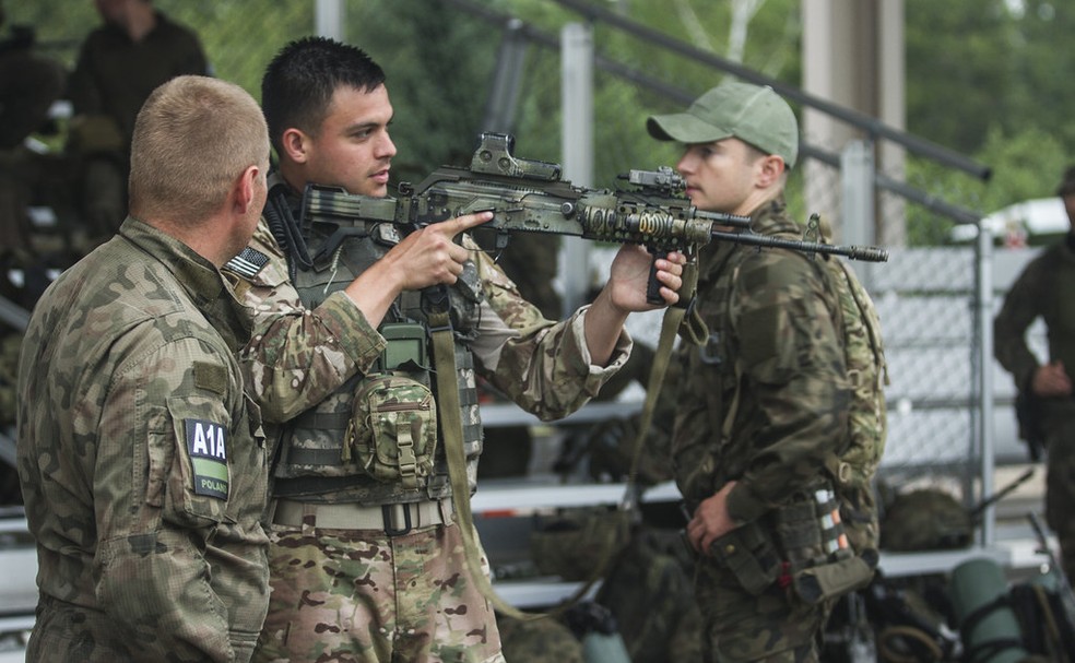 A Barret M82 foi desenvolvido a pedido do Exército norte-americano — Foto: Reprodução/Creative Commons (Michigan National Guard)