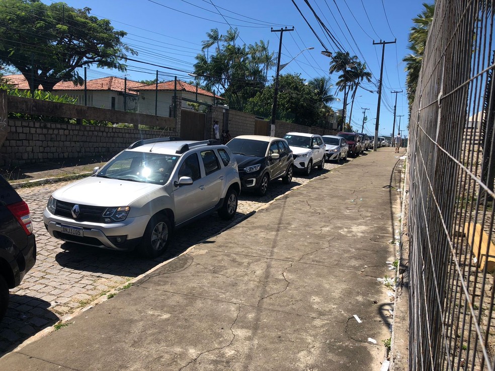 Covid, gripe e sarampo: ponto de vacinação registra filas de mais de 1 hora  em Natal | Rio Grande do Norte | G1