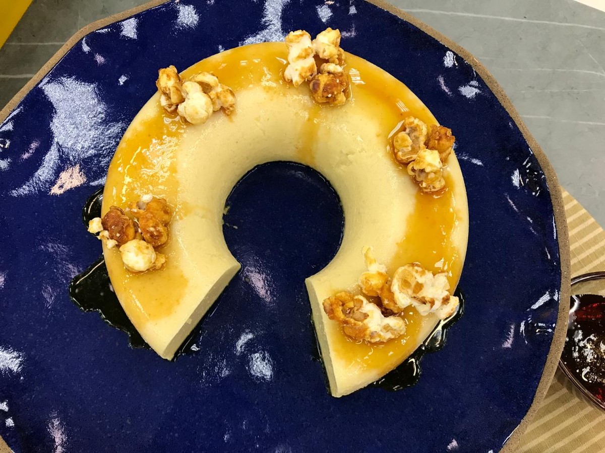 Pudim De Pipoca Doce Com Calda De Caramelo
