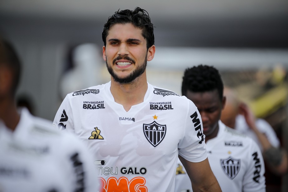 Alvo do São Paulo, zagueiro do Atlético-MG quebra silêncio sobre onde quer jogar