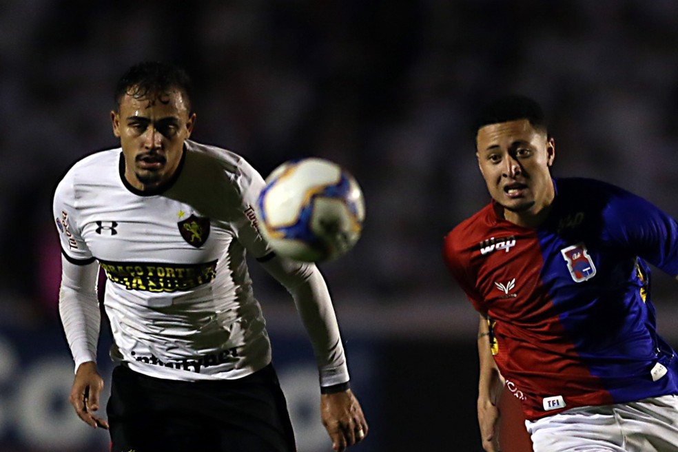 Sport não perde há sete jogos e pode ficar ainda mais perto da classificação em caso de vitória sobre o Paraná — Foto: Albari Rosa/Gazeta do Povo
