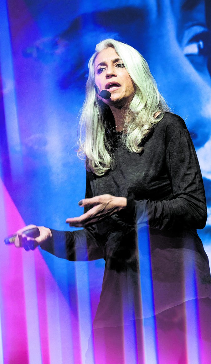 Patricia Coimbra durante seu talk no Power Trip Summit 2021. A executiva acredita que a diversidade de comportamento traz robustez de decisões (Foto: Mariana Pekin)