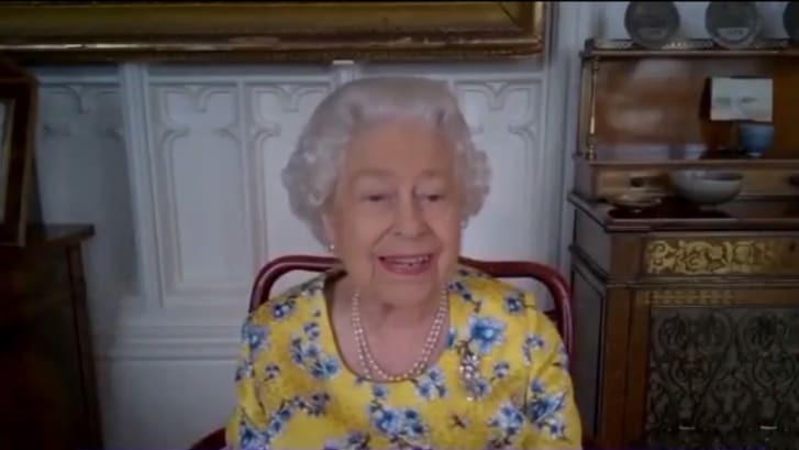 Rainha Elizabeth II em vídeoconferência (Foto: Reprodução)