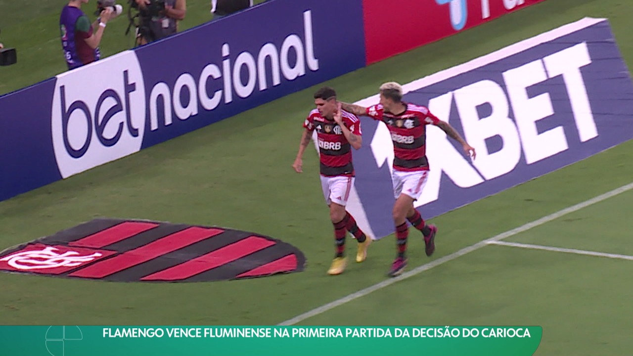 Flamengo vence Fluminense na primeira partida da decisão do Carioca