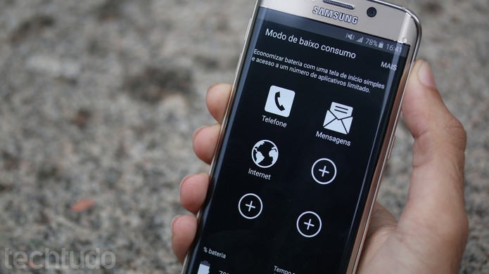 A bateria do Galaxy S6 Edge dura mais devido a tela (Foto: Lucas Mendes/TechTudo)