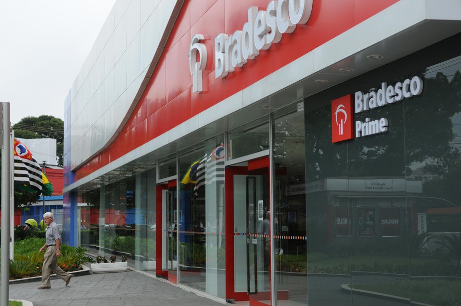 Bradesco fecha parceria com Claro e Embratel para explorar soluções 5G Finanças Valor Econômico