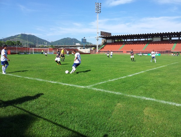 Rio Branco-ES e São Mateus se enfrentam no estádio Engenheiro Araripe (Foto: Richard Pinheiro)