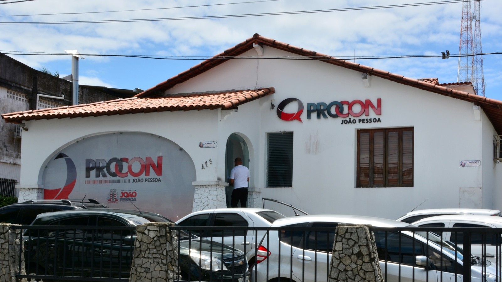 Operação do Procon apreende mais de 80 brinquedos irregulares, em João Pessoa