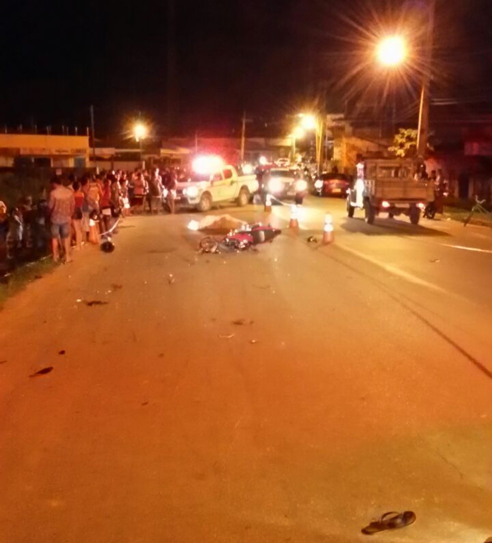 Homem morreu após colisão entre motocicletas em Sena Madureira  (Foto: Divulgação/Corpo de Bombeiros)