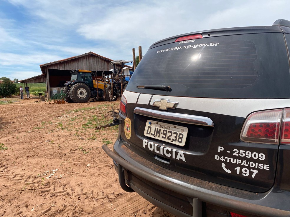 Operação Conexão apreendeu tratores em Rancharia (SP) — Foto: Polícia Civil