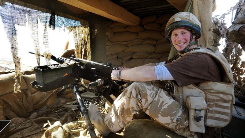 BBC Servindo no Exército, o príncipe Harry foi para o Afeganistão (Foto: PA MEDIA via BBC)