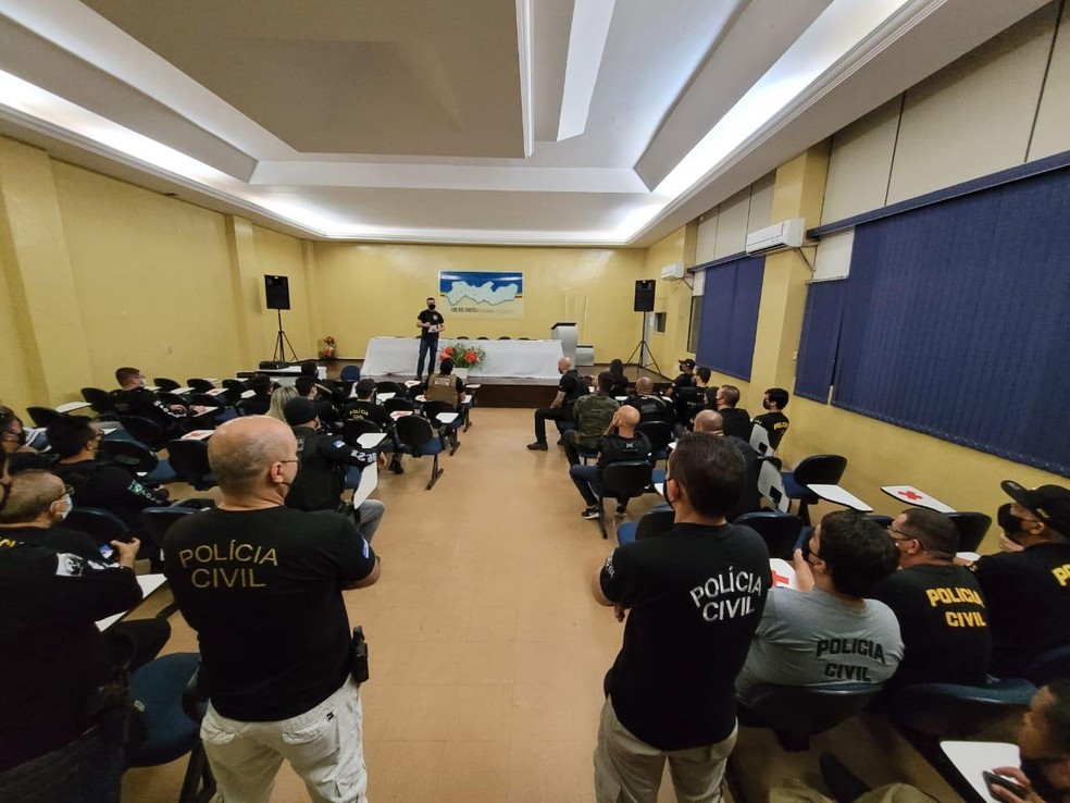 Operação Ponto de Partida contou com a participação de 81 policiais civis, entre delegados, agentes e escrivães. — Foto: Divulgação/ PCPE
