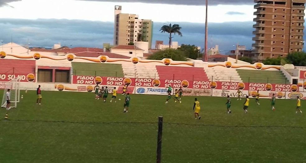 Há duas semanas, o Nacional de Patos iniciou a preparação para a 2ª divisão do Paraibano, com treino no José Cavalcanti (Foto: Divulgação / Nacional de Patos)