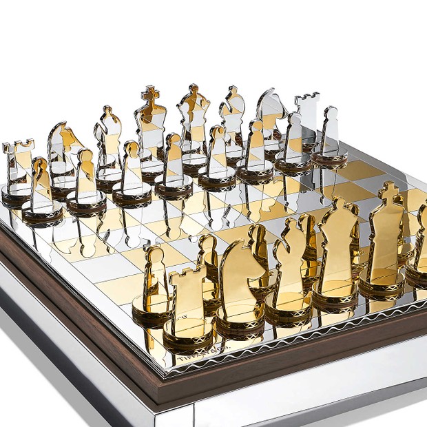 Conjunto de xadrez Vermeil em prata esterlina e ouro 24k Tiffany&Co (Foto: Reprodução)