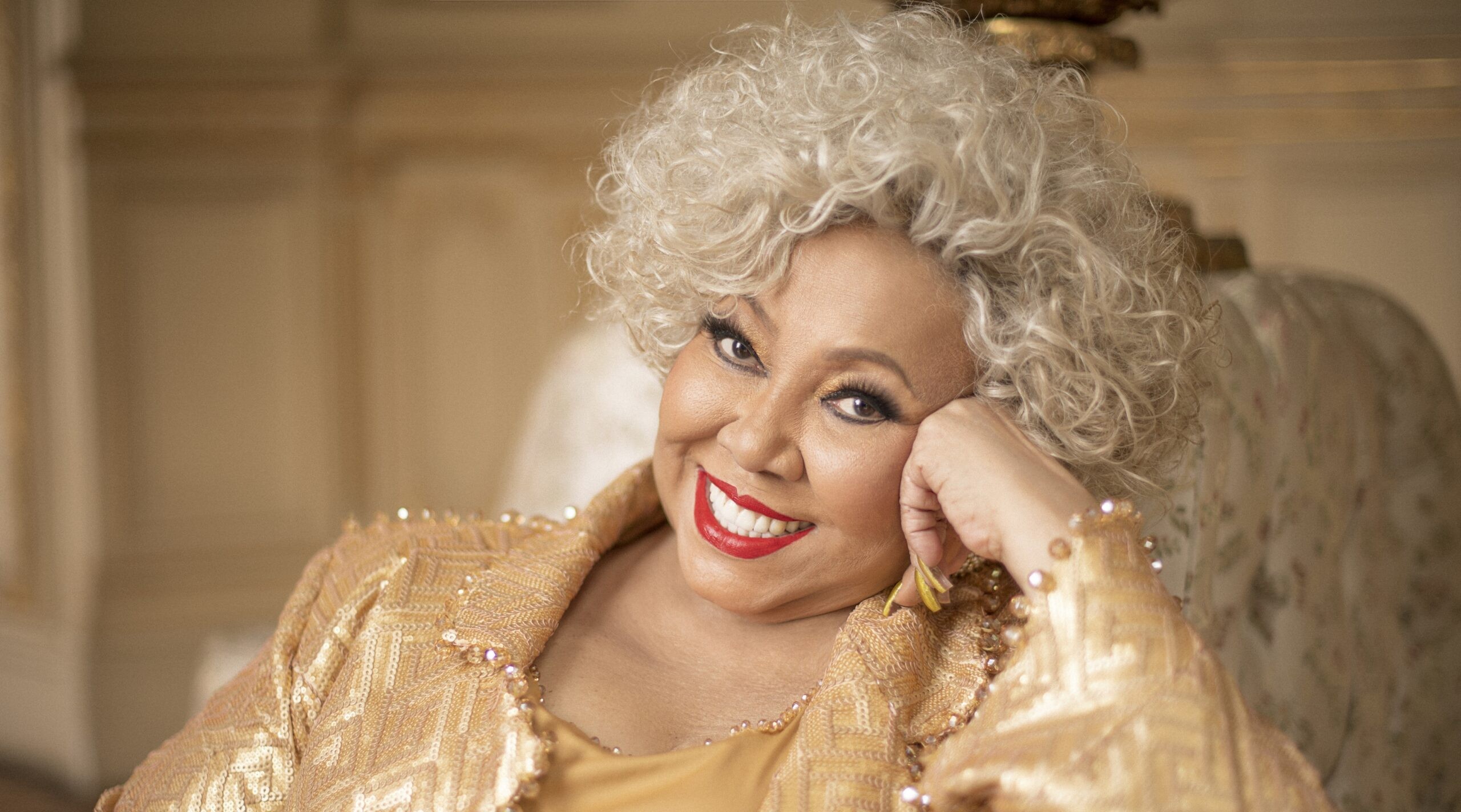 Alcione é celebrada nos 50 anos de carreira por vozes da nova geração