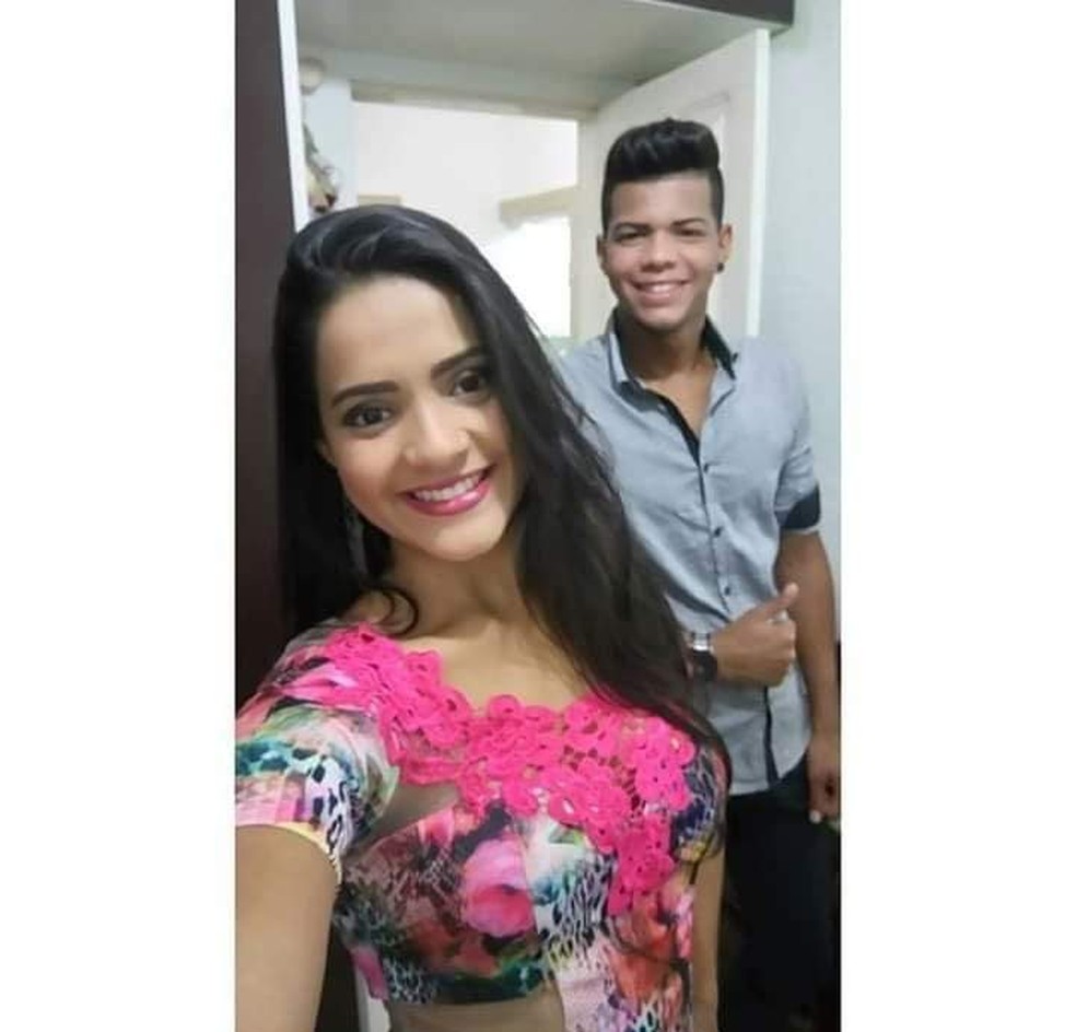 Irmãos foram mortos enquanto dormiam em zona rural de Águas Formosas — Foto: Redes Sociais/Reprodução
