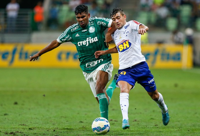 Causa e consequência: Cruzeiro não mata jogo, e jogadores lamentam