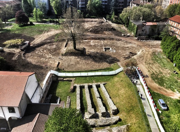 No antigo anfiteatro, as partes deterioradas da estrutura serão preenchidas com um imenso jardim (Foto: Superintendência de Arqueologia, Belas Artes e Paisagismo de Milão / Divulgação)