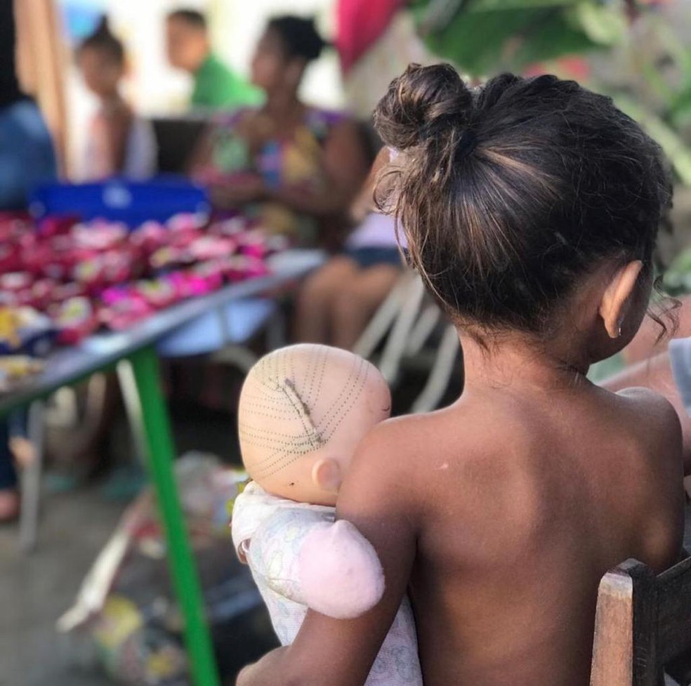 Crian�as de 5 a 13 anos podem frequentar a Escolinha da Dona boneca em tempo integral, em Jo�o Pessoa � Foto: Reprodu��o / Instagram: Escolinha da Dona Boneca