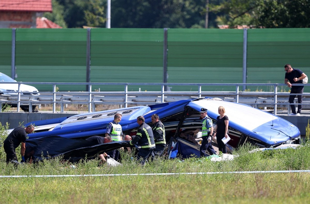 Acidente de ônibus deixa 12 mortos no norte da Croácia | Mundo