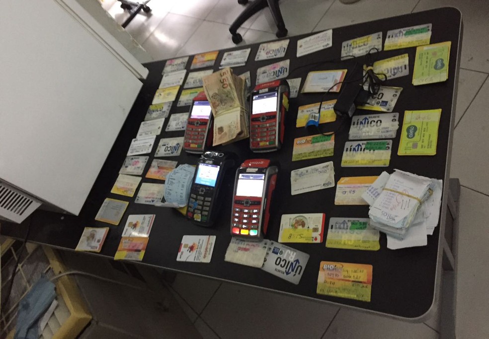  Esquema envolvia valores desviados de cartões de vale transporte e tíquete alimentação de trabalhadores (Foto: Divulgação/Polícia Civil)