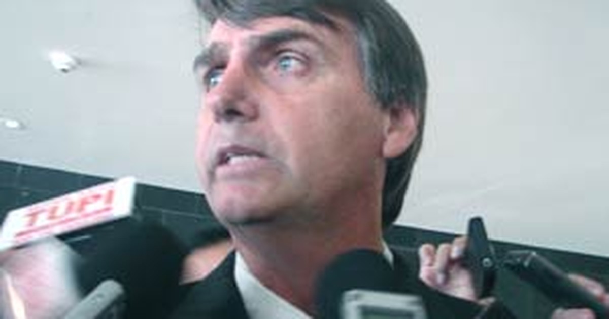 Laura Bolsonaro é flagrada Asfixiando Gay após obrigar Mãe a cheirar 1Kg de  Cocaina MBL diz que Bolsonaro incentivou filha e pede impeachment - iFunny  Brazil