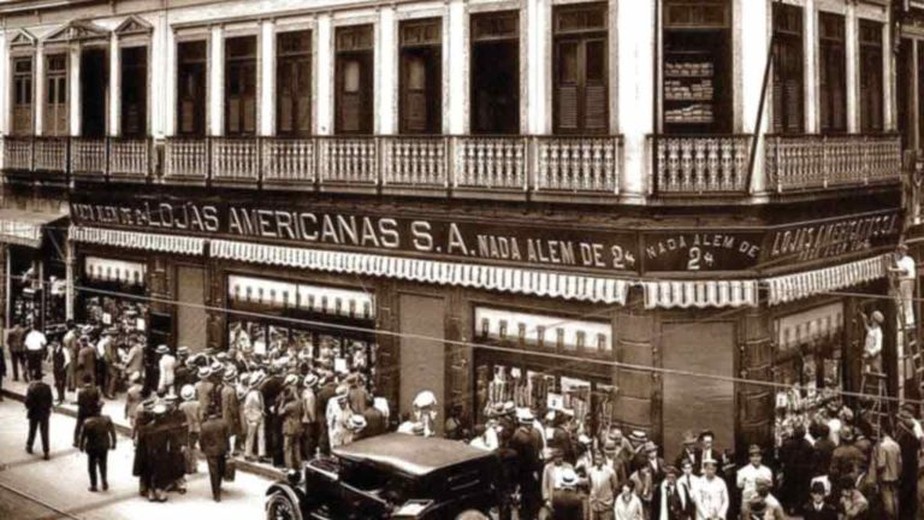 Lojas Americanas: empresa foi fundada em 1929, na cidade de Niterói, no então estado da Guanabara, pelos empresários Max Landesmann (da Áustria), John Lee, Glen Matson, James Marshall e Batson Borger (dos Estados Unidos).