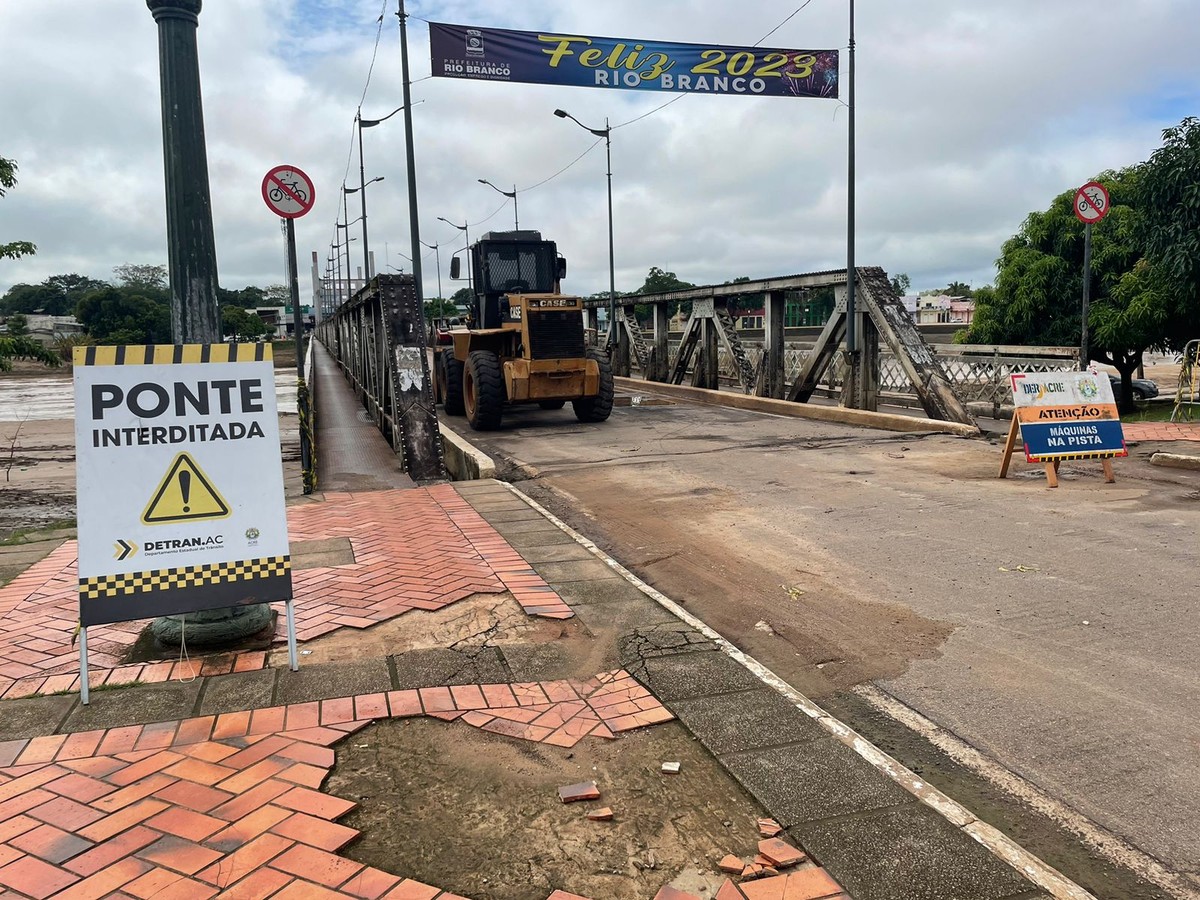 Com Vazante Do Rio Acre Ponte Metálica Segue Interditada E Trânsito Deve Ser Liberado Somente 