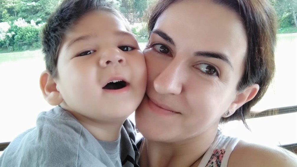 Pedro tem paralisia cerebral e depende de várias terapias semanais  — Foto: Arquivo pessoal 