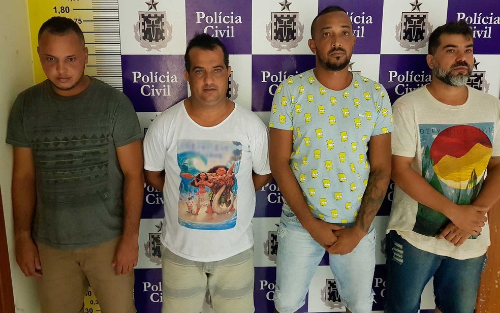 Funcionário do Detran e outros 3 são presos na Bahia por roubo de carga alimentícia avaliada em R$ 80 mil (Foto: Divulgação/Polícia Civil)