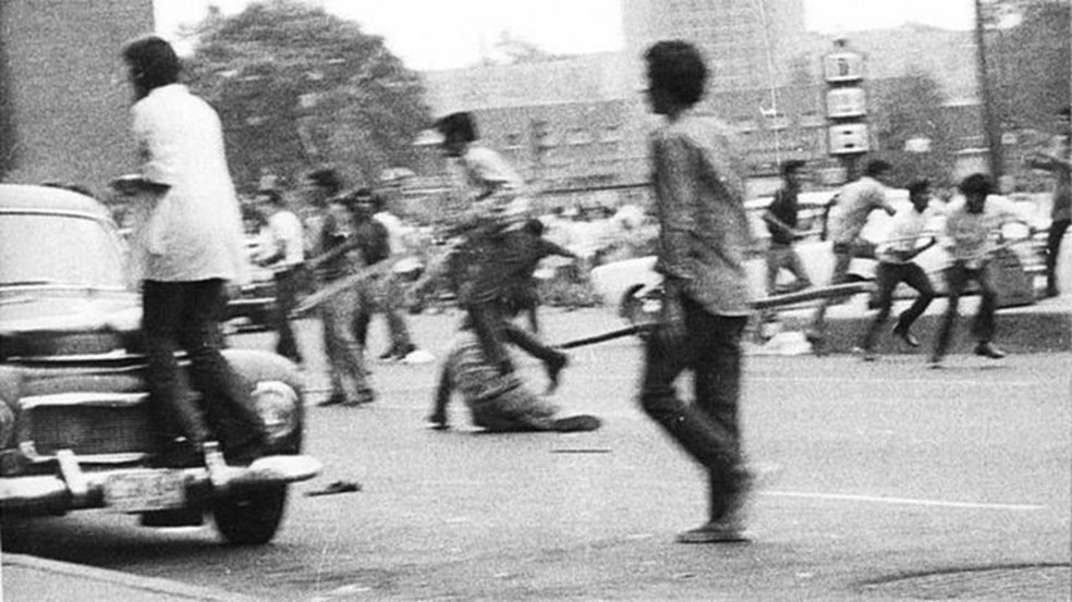 As autoridades da época responsabilizaram os próprios estudantes universitários pelo ocorrido — mais tarde, viria a se saber que não foi assim — Foto: CUEC-UNAM