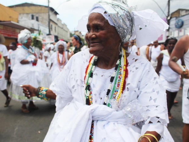 Ana Maria dos Santos, de 65 anos, há 12 anos participa da festa (Foto: Danutta Rodrigues/G1)