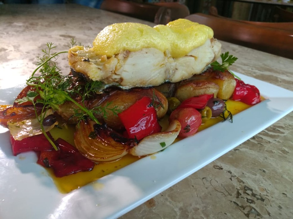 Aprenda Como Fazer Receita De Bacalhau Com Batatas Ao Murro