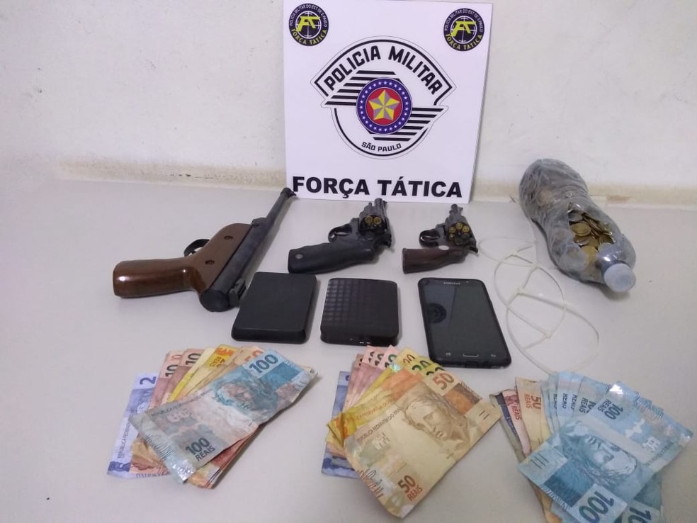 Assalto foi nesta segunda-feira (11) (Foto: Polícia Militar/Cedida)