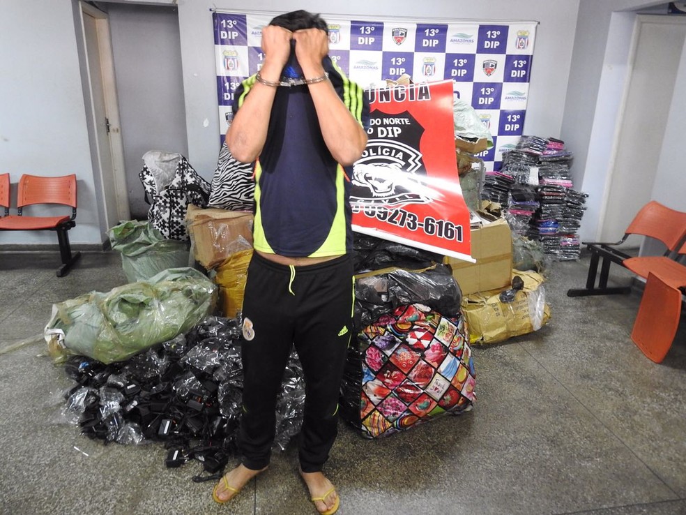 Homem foi localizado com celular roubado (Foto: Patrick Marques/G1 AM)