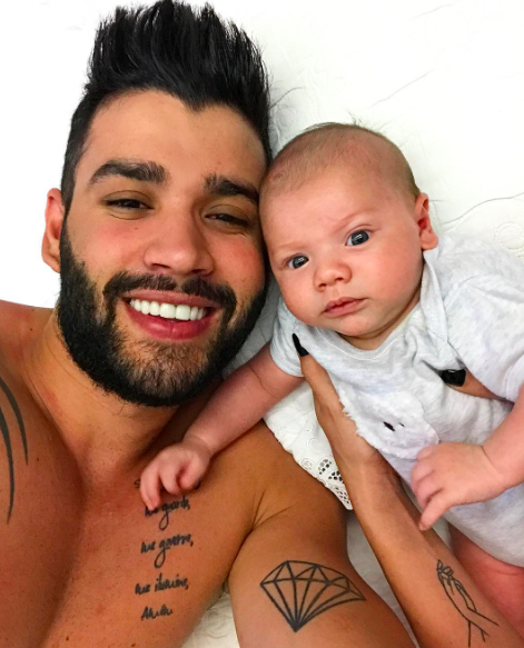 Gusttavo Lima com o filho Gabriel (Foto: reprodução/Instagram)