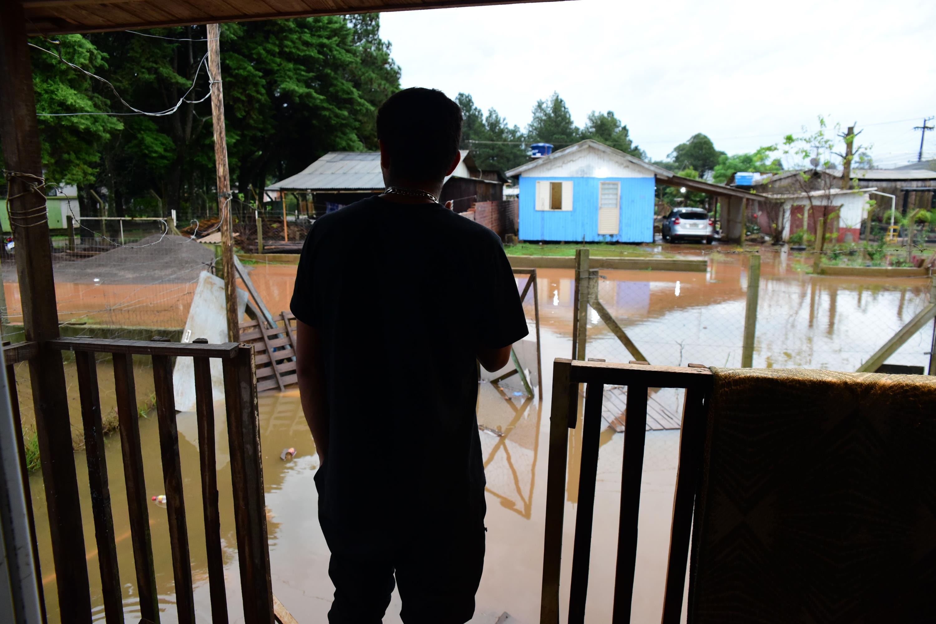 Rios Caí, Taquari e Uruguai estão em situação de inundação devido a ciclone extratropical, diz Sema
