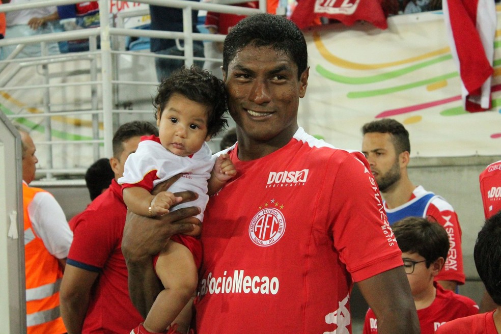 &Atilde;?ltima passagem de Max pelo Am&Atilde;&copy;rica-RN foi em 2015 &acirc;?? Foto: Canind&Atilde;&copy; Pereira/Divulga&Atilde;&sect;&Atilde;&pound;o