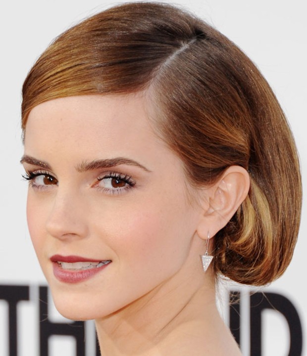 Emma Watson em uma versão do chanel falso (Foto: Getty Images)