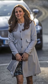 19 de janeiro de 2015 - Duquesa durante em evento em Kensington, Londres.
